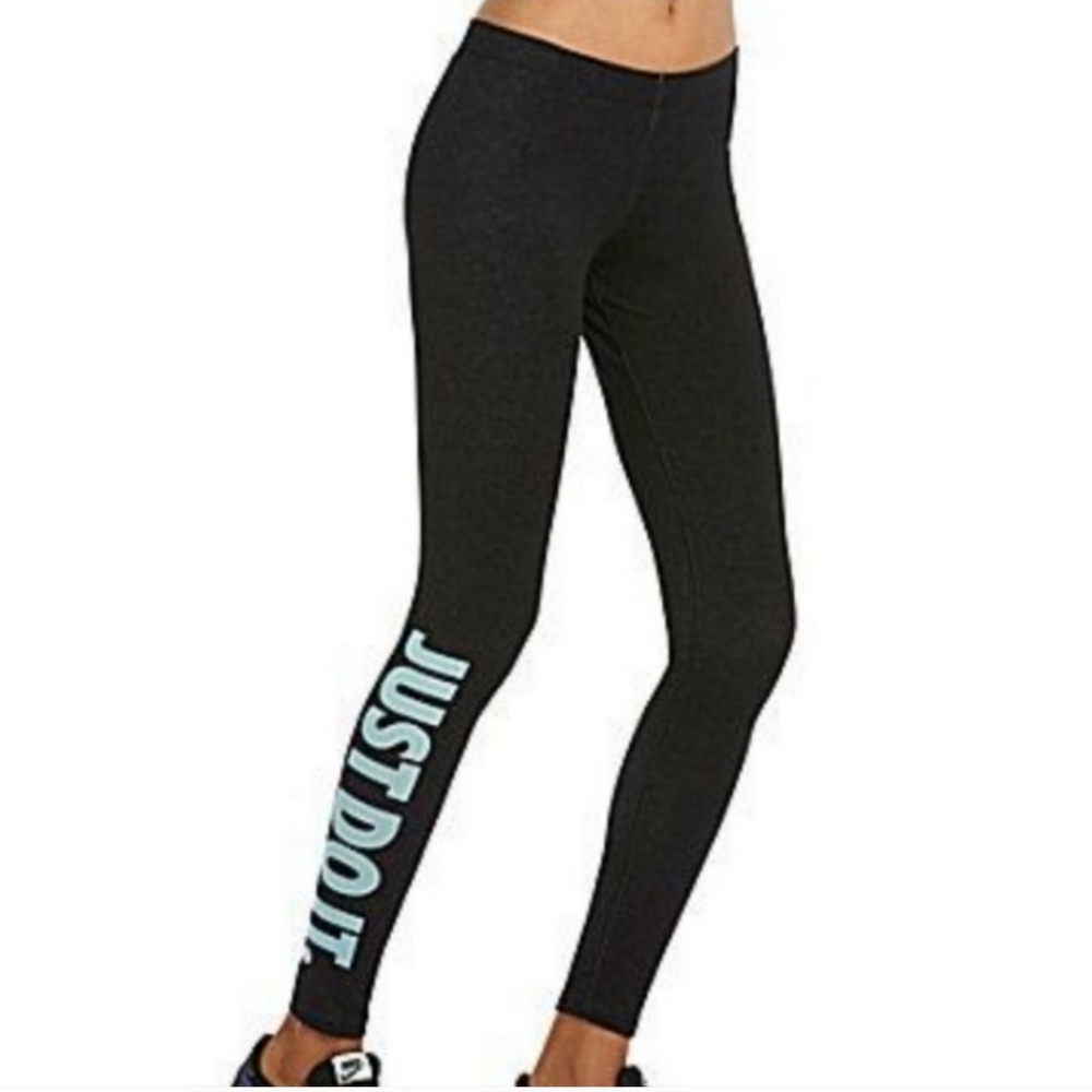 Nike Leg-A-See M